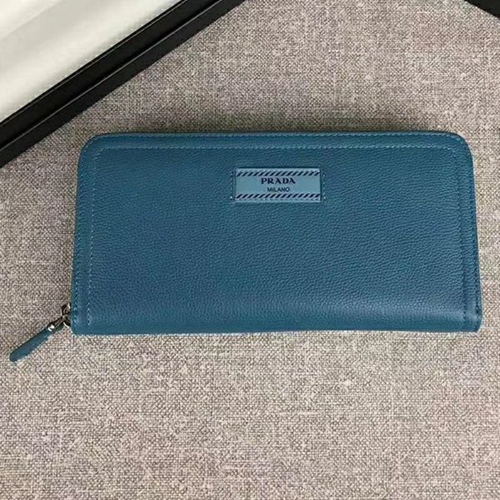 プラダ財布正面デザイン